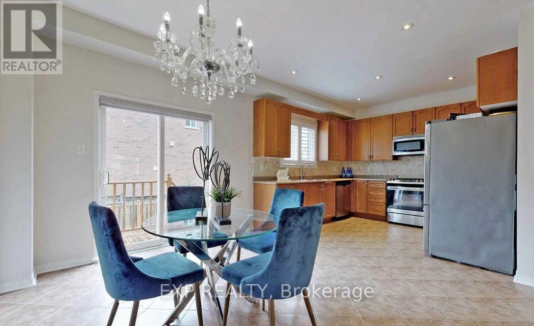 10 Birdsongs Street N, Richmond Hill, Ontario  L4E 5C8 - Photo 9 - N12768198