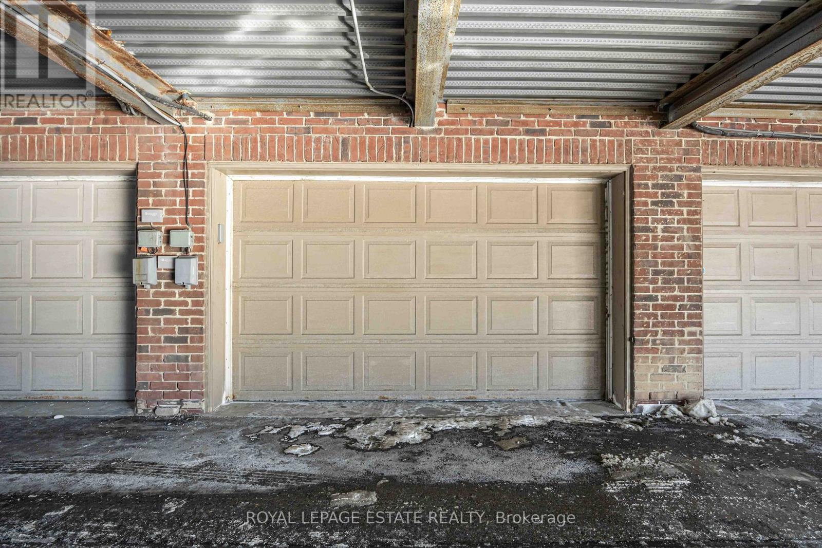 92 Milton Street, Toronto, Ontario  M4Y 2Y2 - Photo 26 - W12763610