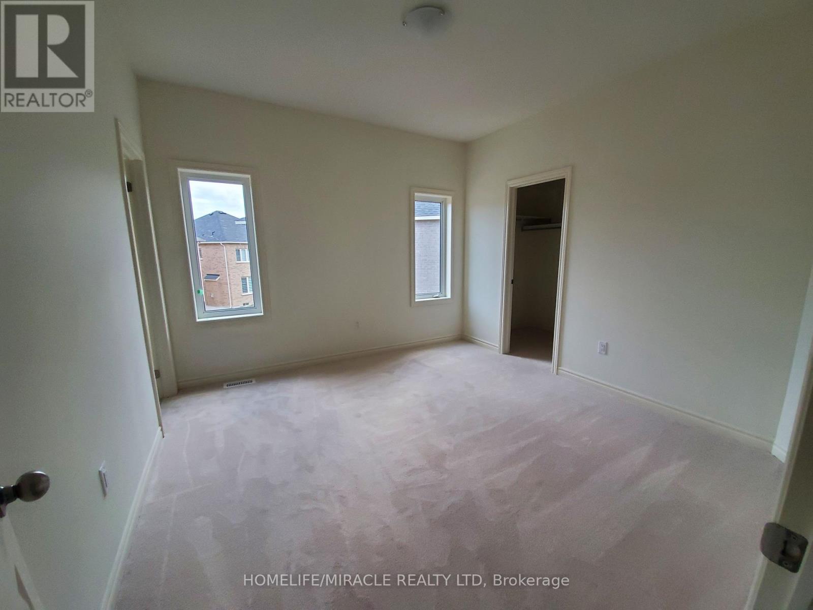 18 Bachelor Street W, Brampton, Ontario  L7A 5A9 - Photo 39 - W12768176