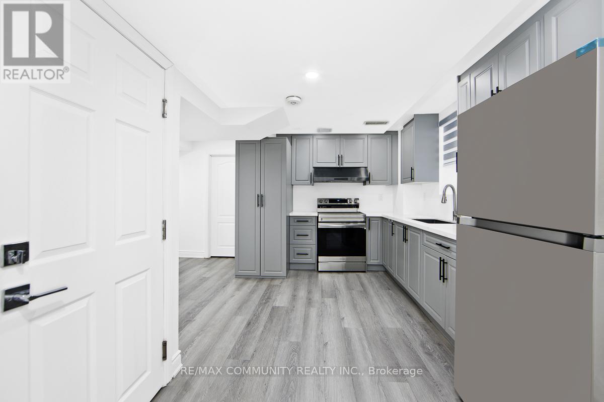 Basement Unit - 64 Fallstar Crescent, Brampton (Fletcher's Meadow), Ontario  L7A 2J7 - Photo 5 - W12768190