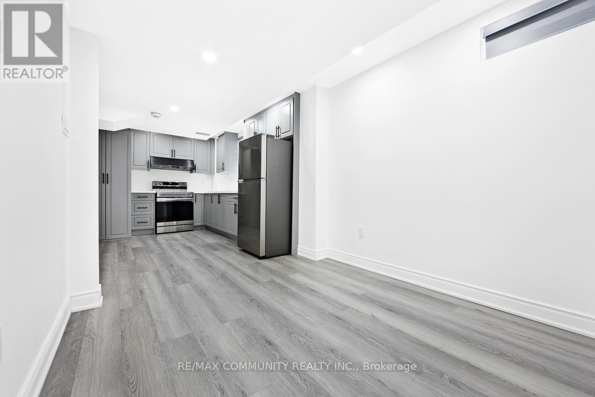 Basement Unit - 64 Fallstar Crescent, Brampton (Fletcher's Meadow), Ontario  L7A 2J7 - Photo 6 - W12768190