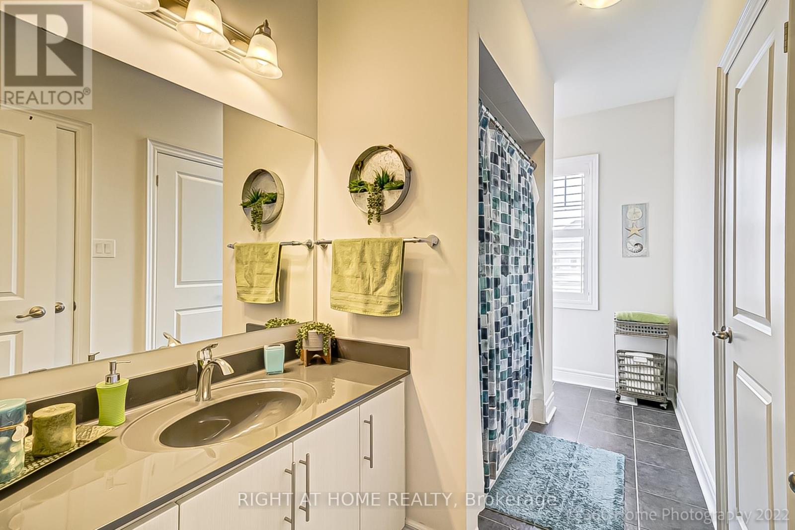 231 Sixteen Mile Drive, Oakville (Go Glenorchy), Ontario  L6M 0T8 - Photo 18 - W12768200