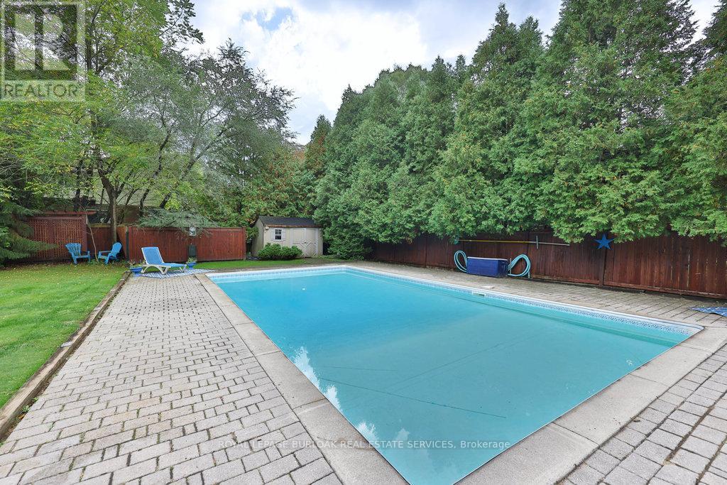 112 Sulphur Springs Road, Hamilton (Ancaster), Ontario  L9G 1M1 - Photo 3 - X12768150