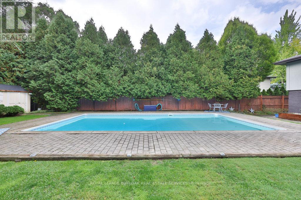 112 Sulphur Springs Road, Hamilton (Ancaster), Ontario  L9G 1M1 - Photo 4 - X12768150