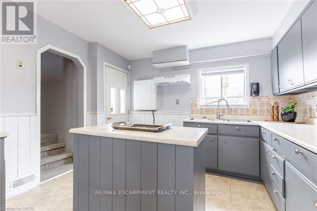 355 Jones Road, Hamilton (Stoney Creek Industrial), Ontario  L8E 5N2 - Photo 8 - X12768220