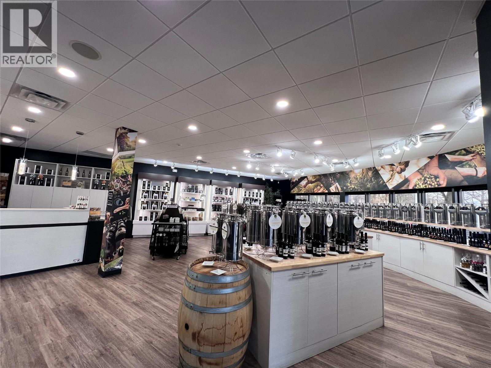 207 Bernard Avenue Kelowna Photo 11