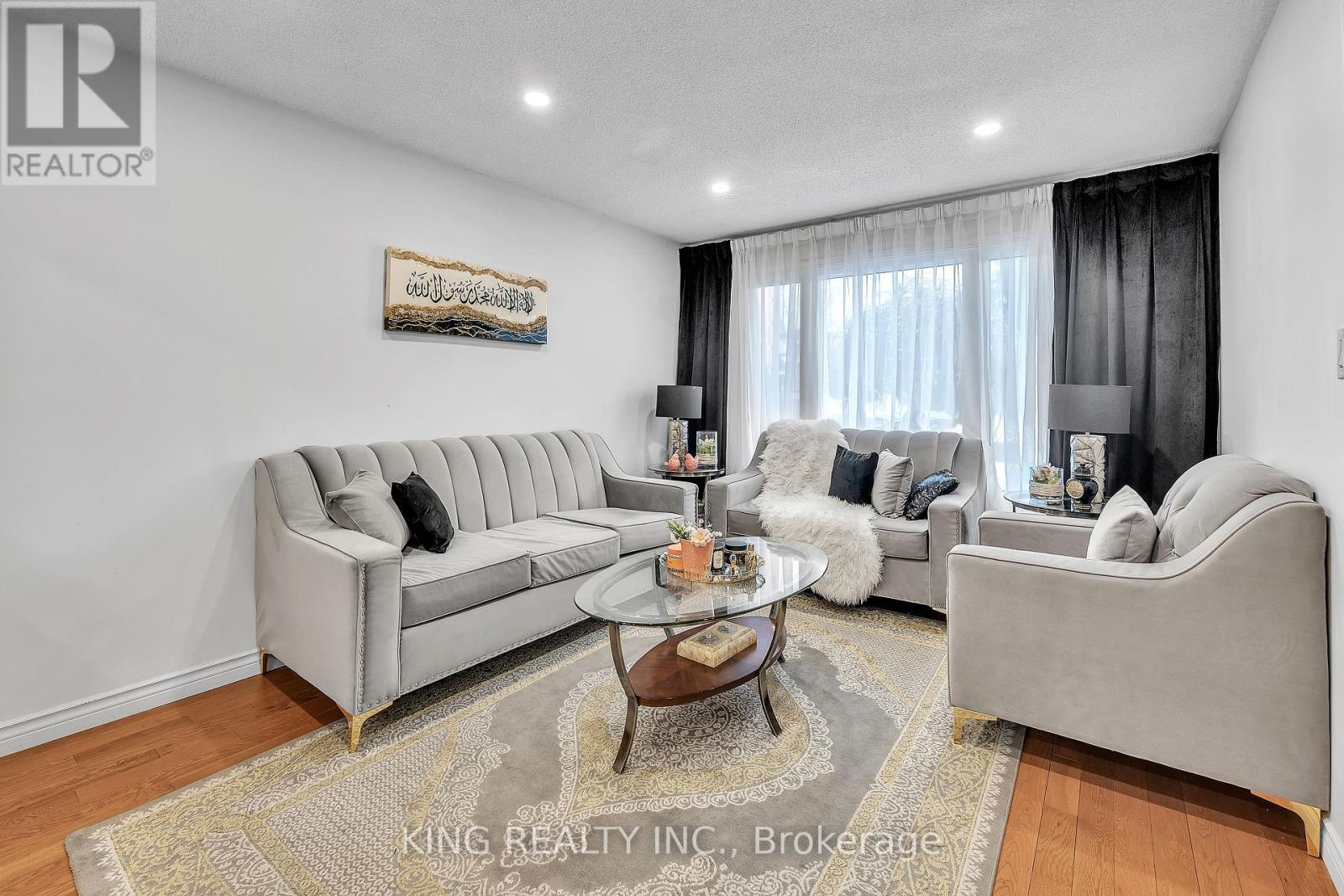 170 Amber Avenue, Oshawa, Ontario  L1J 7V5 - Photo 4 - E12760168