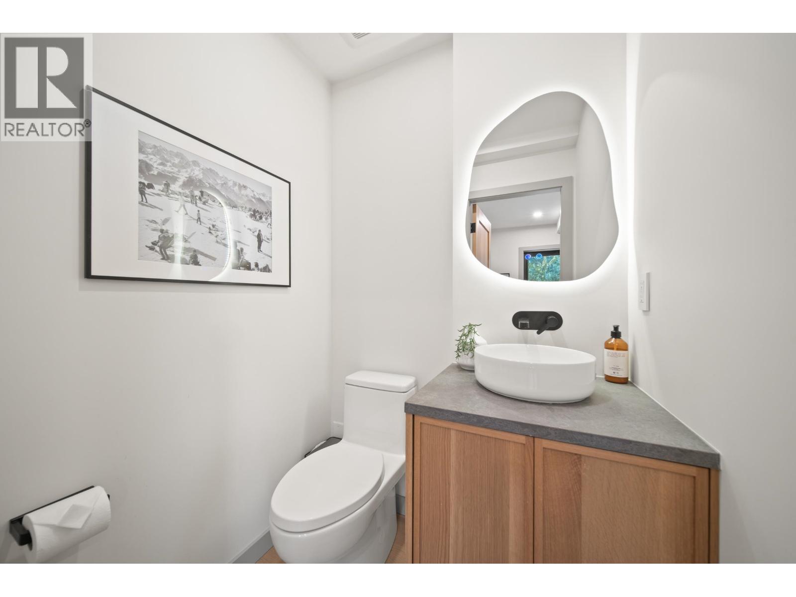 2142 Timber Ridge, Whistler, British Columbia  V8E 0A8 - Photo 17 - R3087634