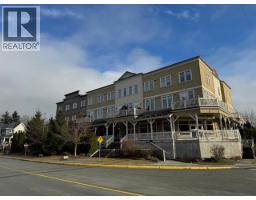 302 7330 ARBUTUS STREET, Pemberton, British Columbia