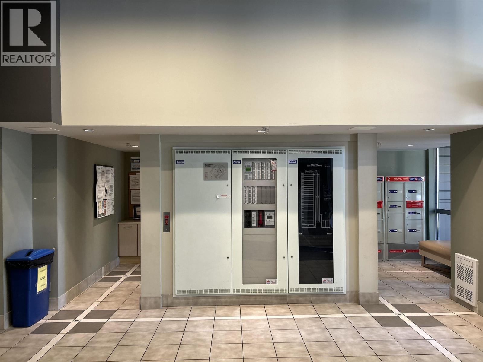 21f 3663 Crowley Drive, Vancouver, British Columbia  V5R 6H4 - Photo 4 - R3087651