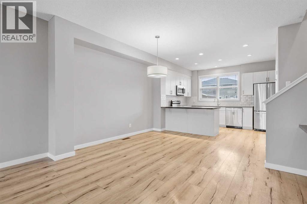 368 Redstone Drive Ne, Calgary, Alberta  T3N 0R1 - Photo 7 - A2284167