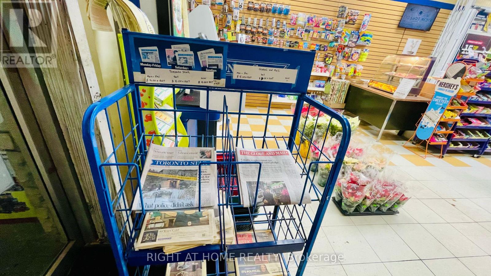 33 The Links Road, Toronto (St. Andrew-Windfields), Ontario  M2P 1T7 - Photo 11 - C12768228