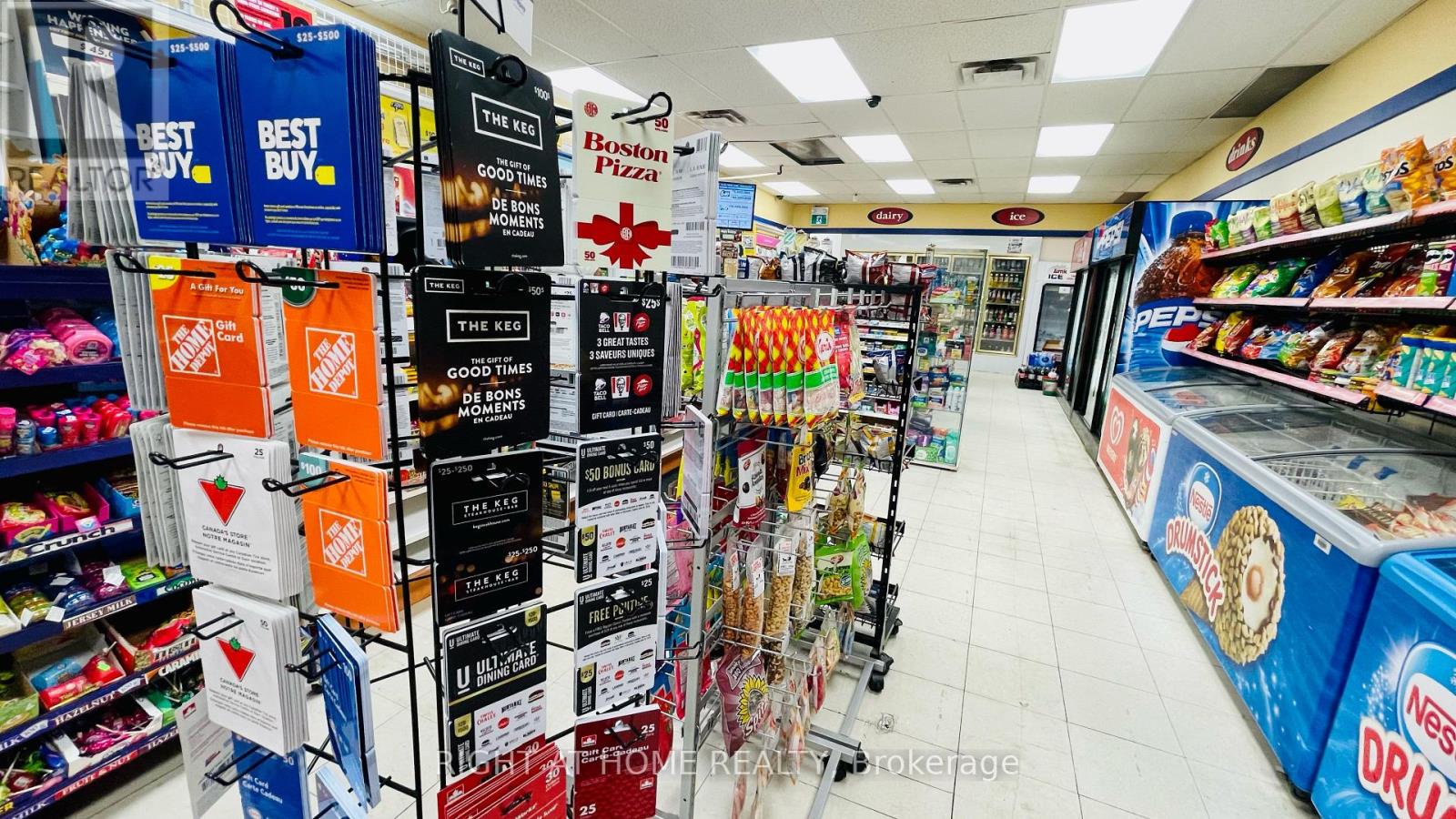 33 The Links Road, Toronto (St. Andrew-Windfields), Ontario  M2P 1T7 - Photo 4 - C12768228