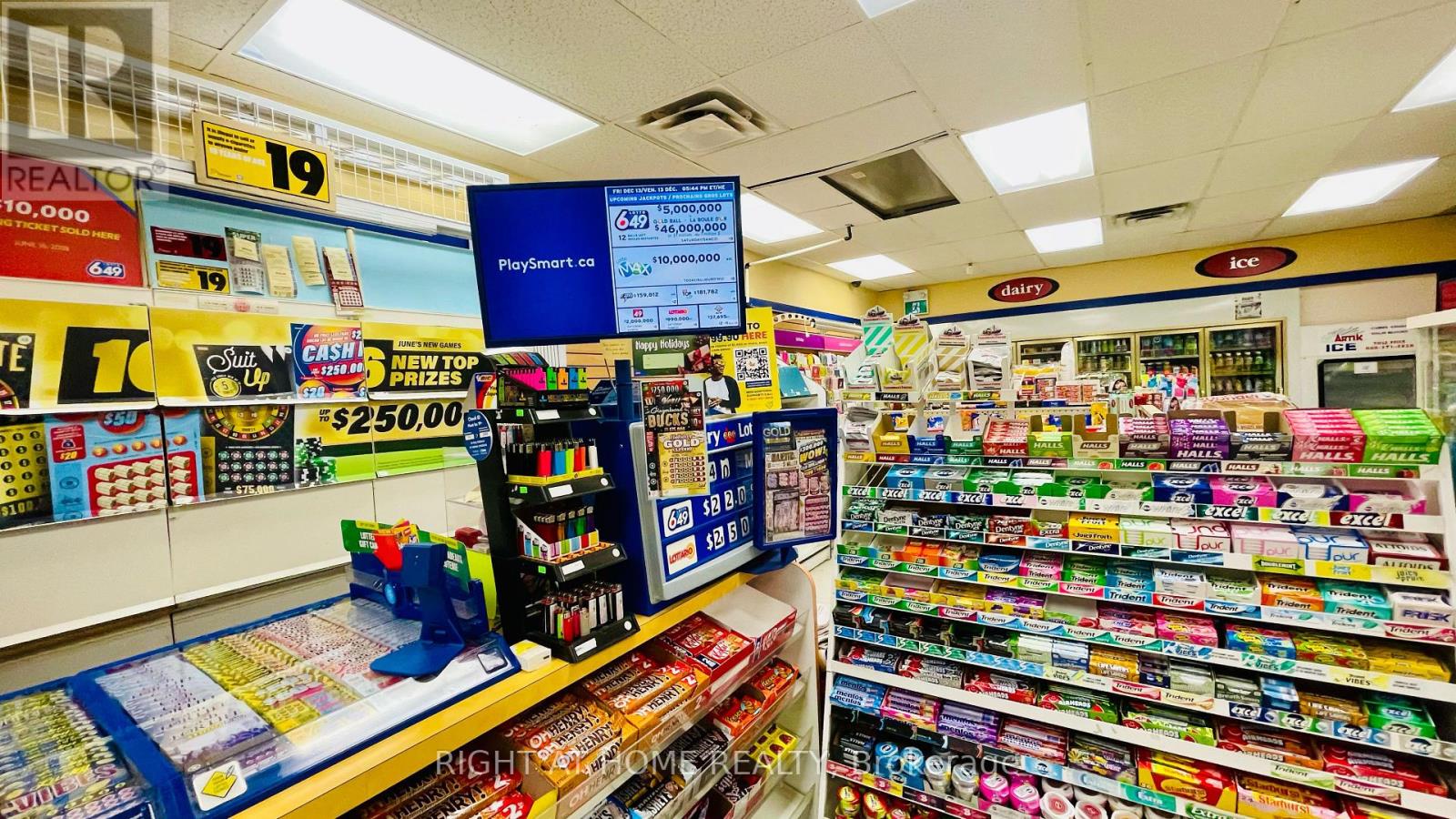 33 The Links Road, Toronto (St. Andrew-Windfields), Ontario  M2P 1T7 - Photo 5 - C12768228