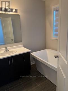 1085 Skyridge Boulevard, Pickering, Ontario  L1X 0M8 - Photo 8 - E12768238