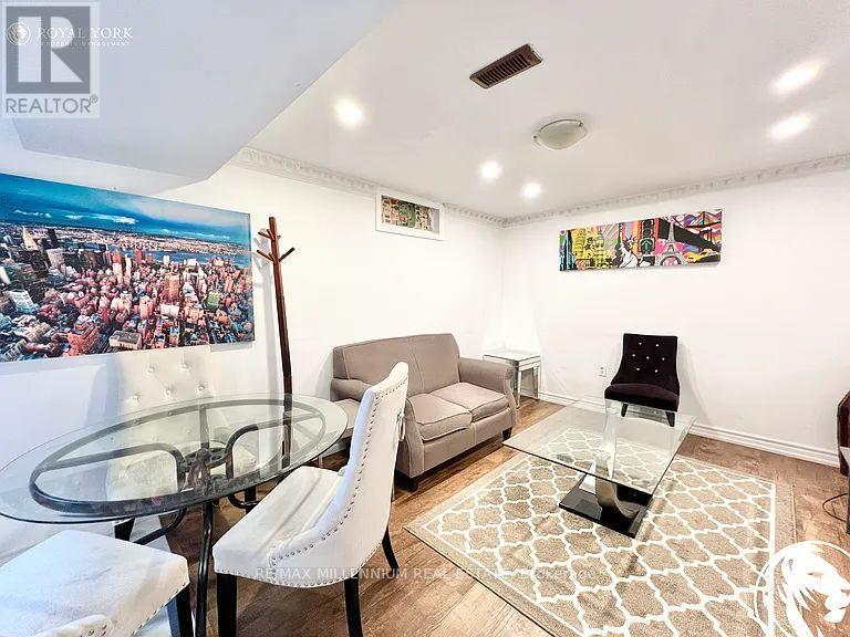 Lower - 66 Overlord Crescent, Toronto (Malvern), Ontario  M1B 4P2 - Photo 2 - E12768242