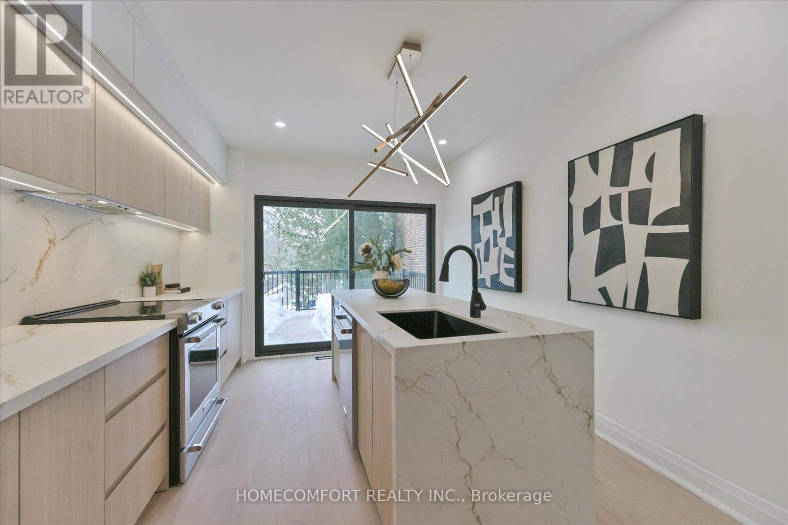 192 Waverley Road, Toronto (The Beaches), Ontario  M4L 3T3 - Photo 11 - E12768244