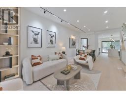 192 WAVERLEY ROAD, Toronto, Ontario