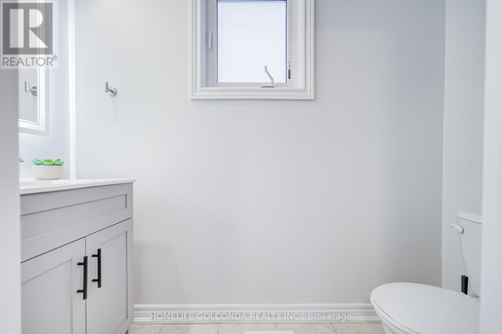 74 Thomas Foster Street, Markham, Ontario  L6C 2P4 - Photo 5 - N12767856