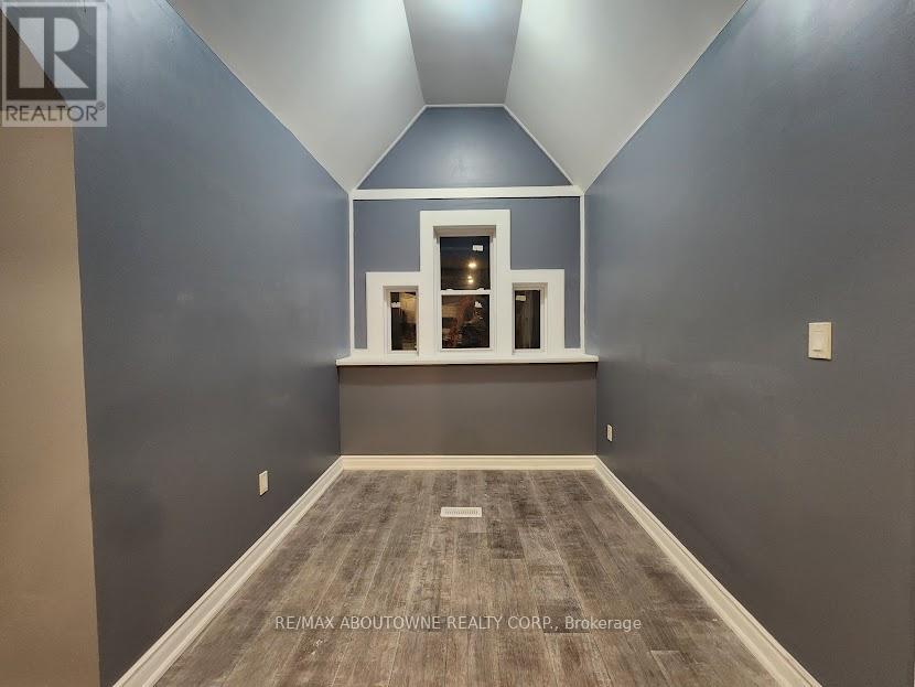 3 - 498 Main Street E, Hamilton, Ontario  L8N 1K7 - Photo 4 - X12746088