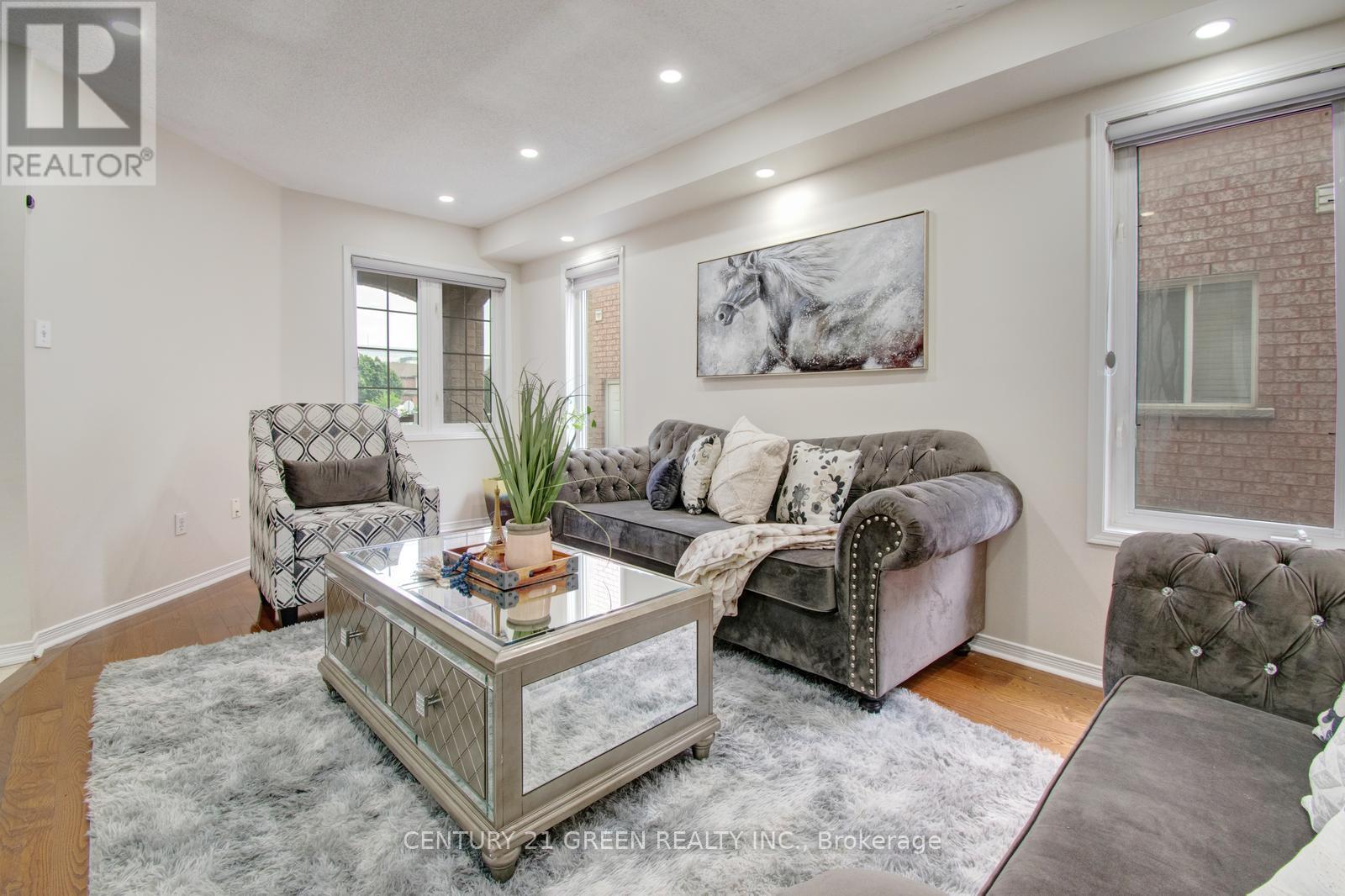 26 Oatfield Road, Brampton, Ontario  L6R 1X7 - Photo 11 - W12768232