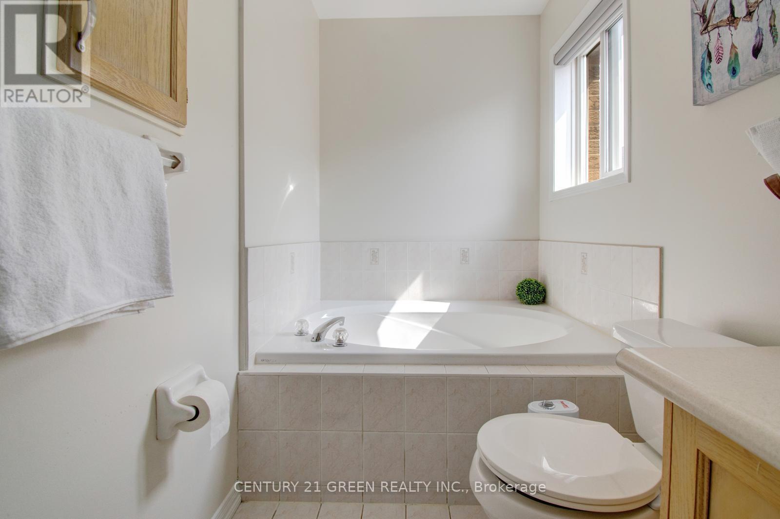 26 Oatfield Road, Brampton, Ontario  L6R 1X7 - Photo 32 - W12768232