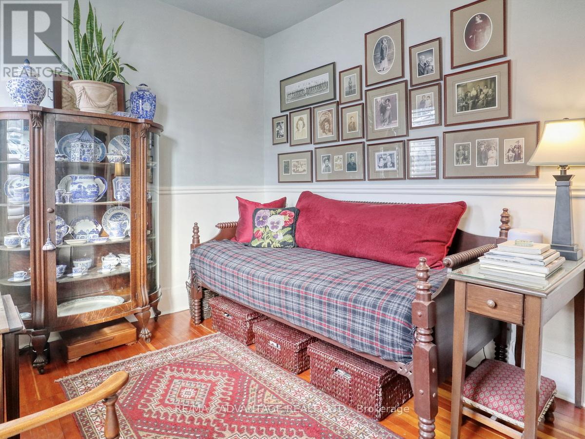 526 Chester Street, London South, Ontario  N6C 2J6 - Photo 24 - X12762030