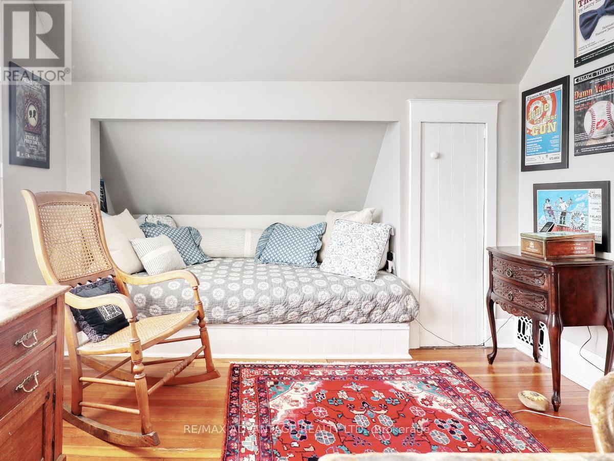 526 Chester Street, London South, Ontario  N6C 2J6 - Photo 36 - X12762030