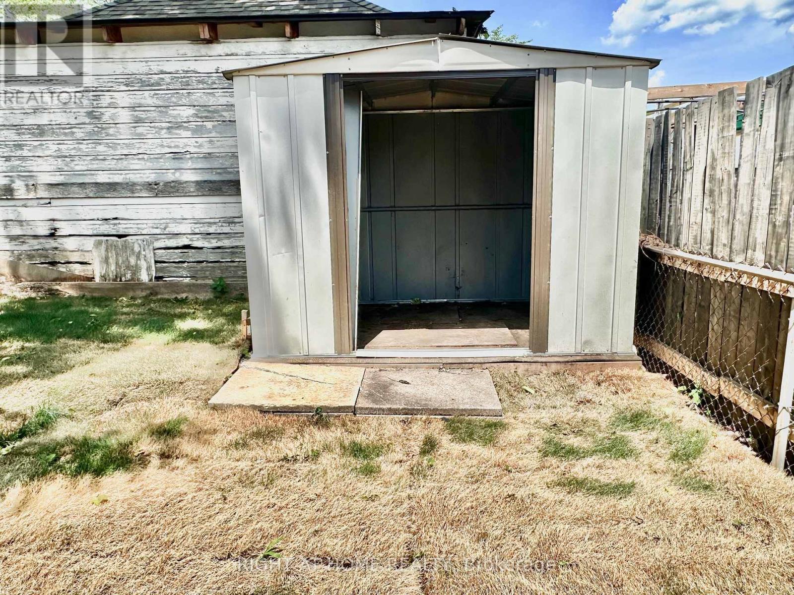 215 Rosewood Road, Hamilton (Glenview), Ontario  L8K 3J5 - Photo 30 - X12768234