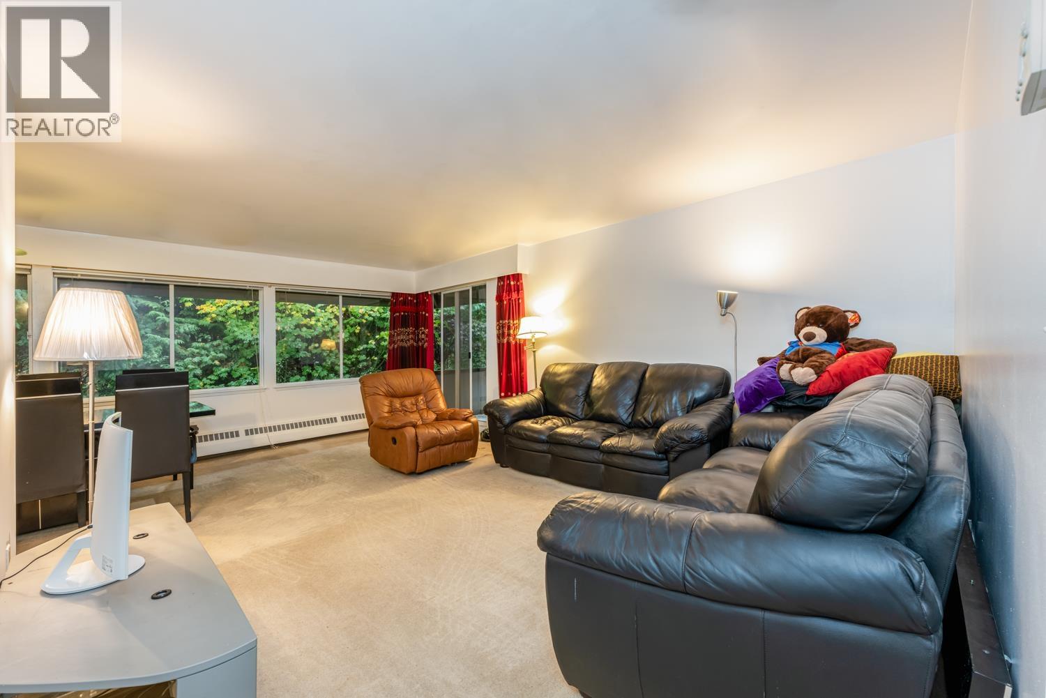 312 235 Keith Road, West Vancouver, British Columbia  V7T 1L5 - Photo 6 - R3087604