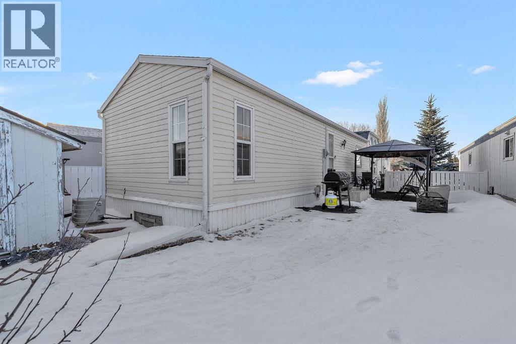 254 Erin Woods Circle Se, Calgary, Alberta  T2B 3C9 - Photo 39 - A2278048