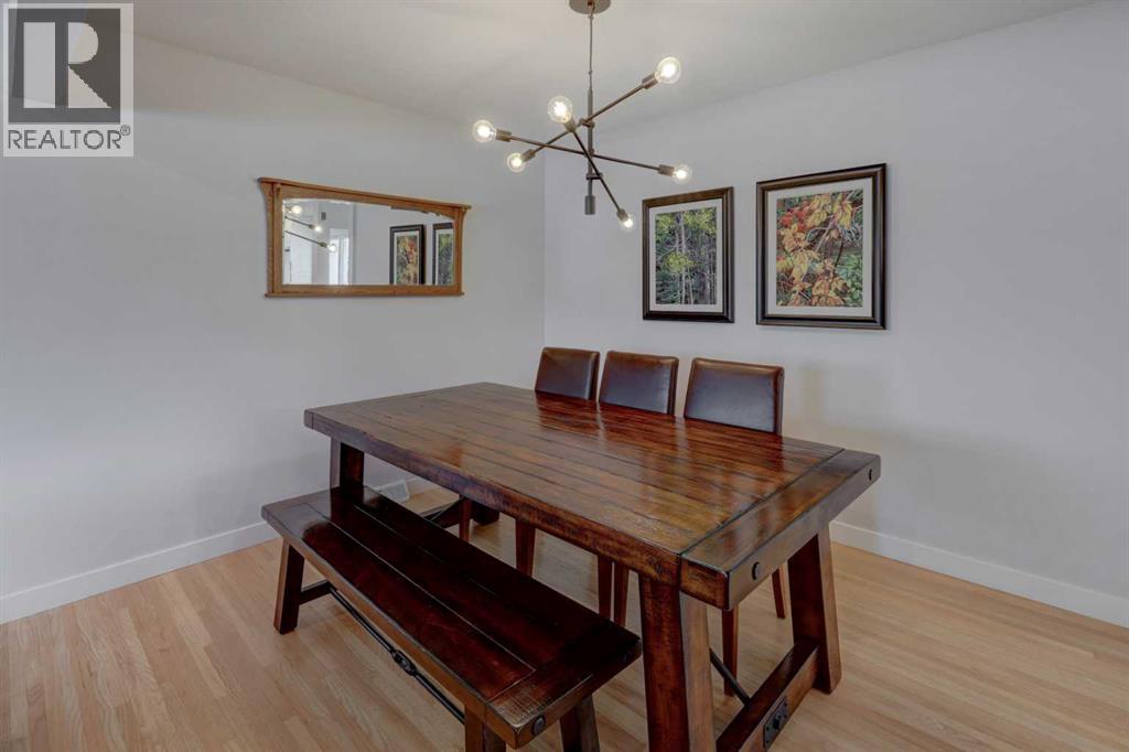 36 Glenview Drive Sw, Calgary, Alberta  T3E 4H5 - Photo 10 - A2281998