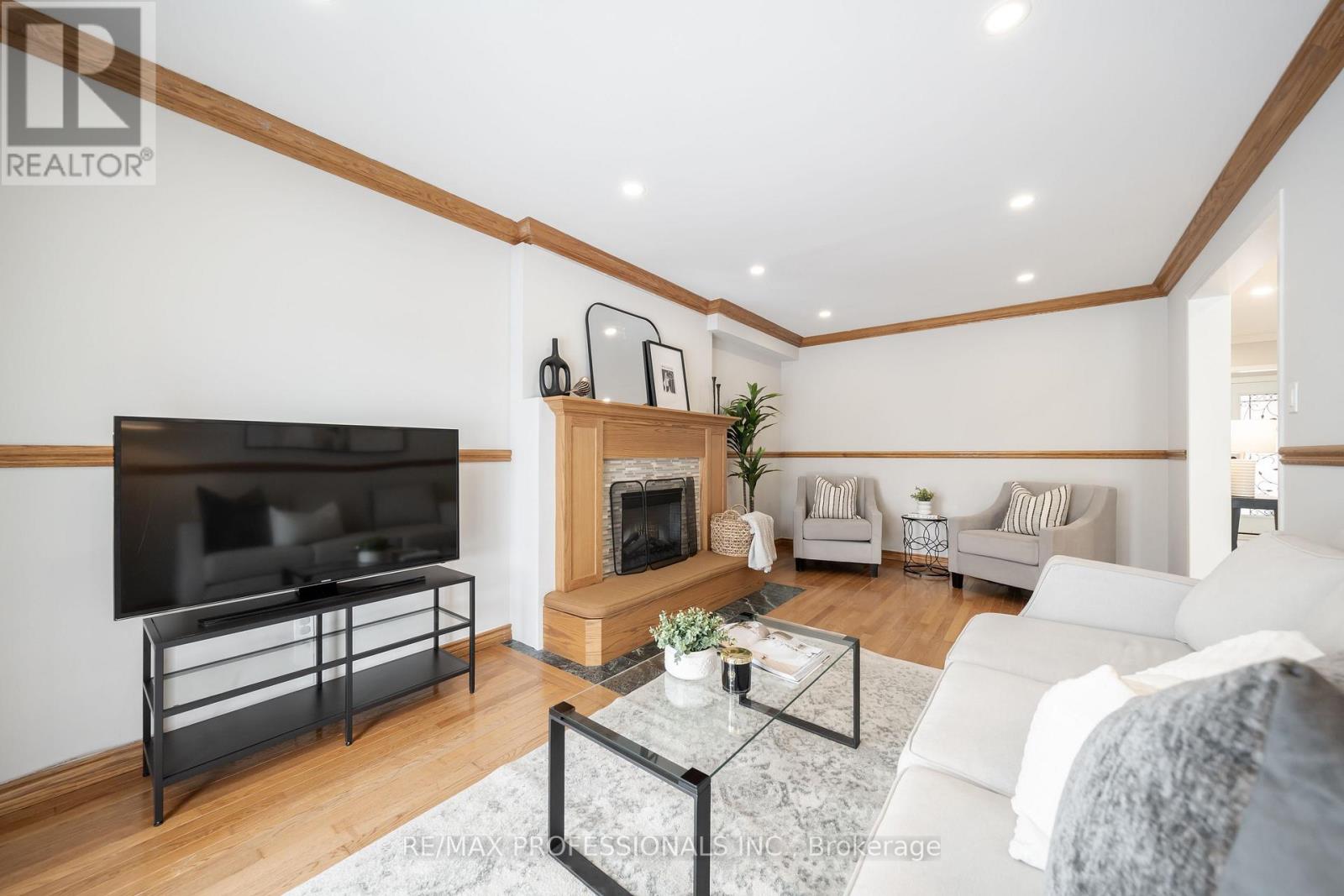 25 Sawyer Crescent, Markham, Ontario  L3P 5T8 - Photo 14 - N12764858