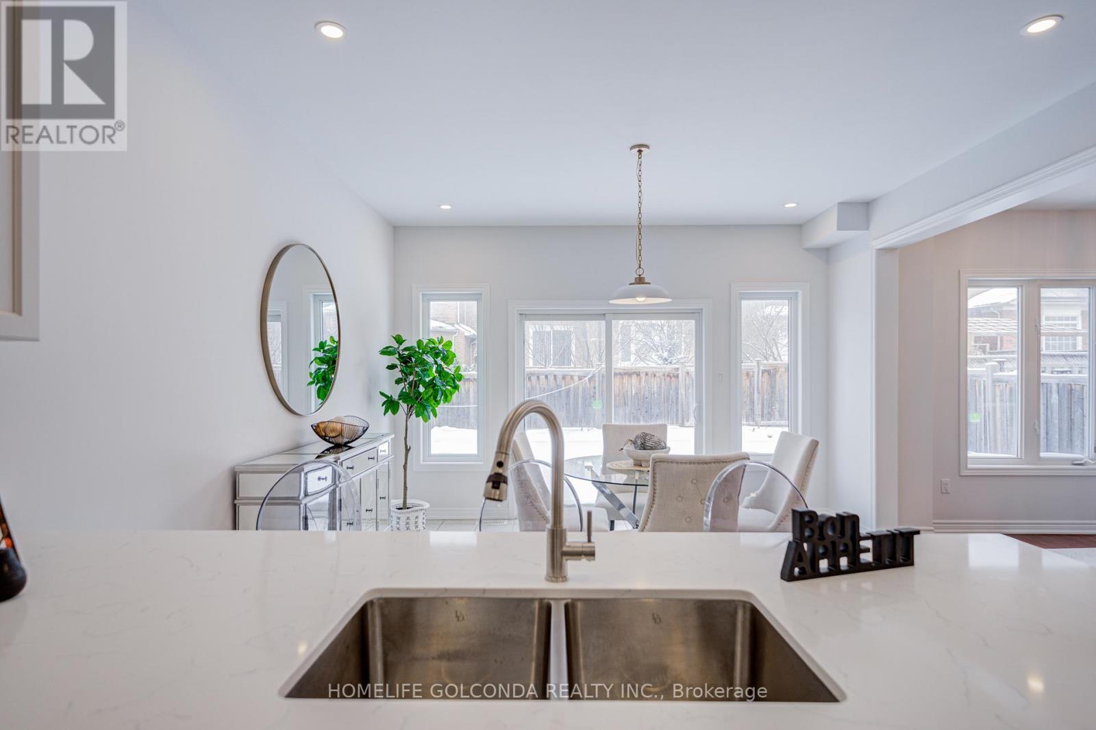 74 Thomas Foster Street, Markham, Ontario  L6C 2P4 - Photo 22 - N12767856