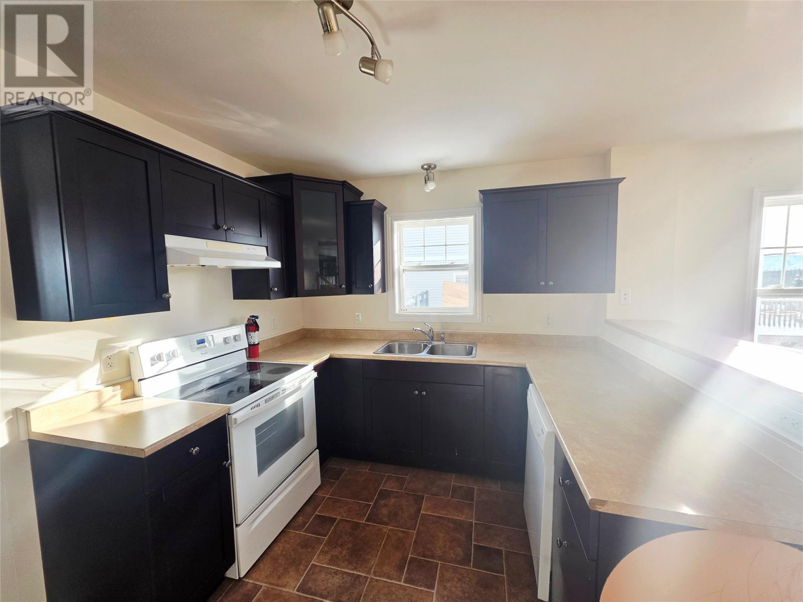 980 Tamarack Drive, Labrador City, Newfoundland & Labrador  A2V 2V7 - Photo 4 - 1292827