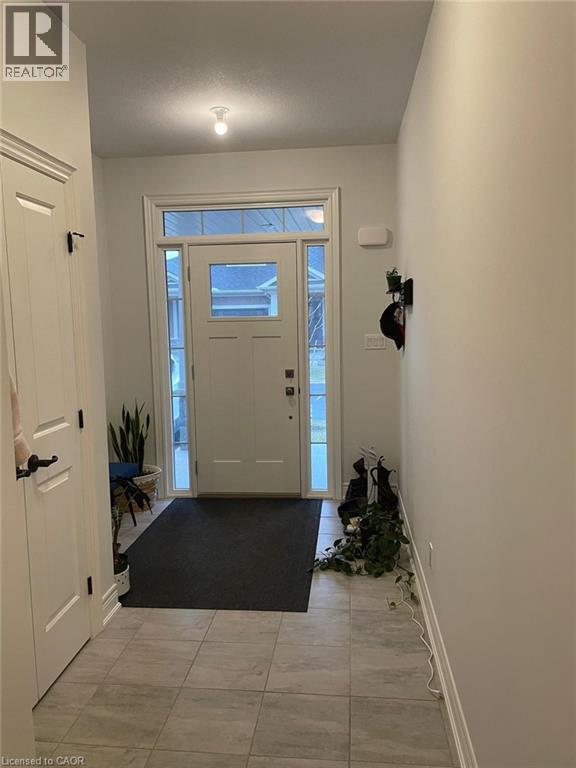 11 Toe Blake Court, Grimsby, Ontario  L3M 0H7 - Photo 3 - 40803679