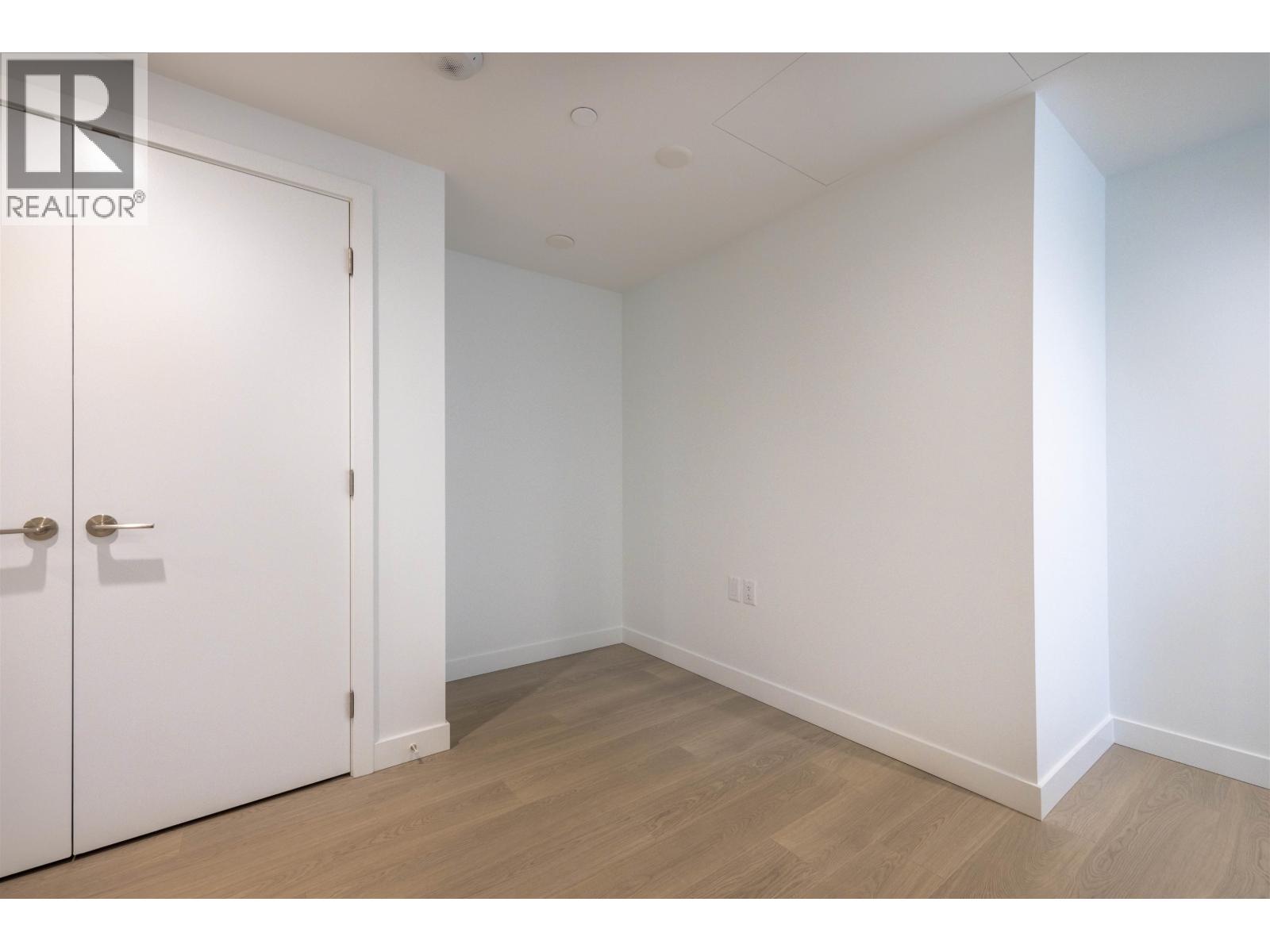 207 6537 Telford Avenue, Burnaby, British Columbia  V5H 0K9 - Photo 3 - R3019509