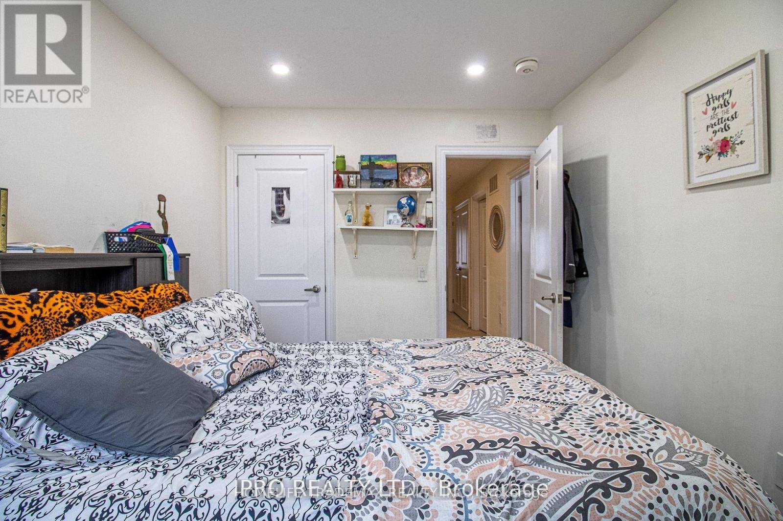 1761 Magenta Road S, Pickering, Ontario  L1X 0E1 - Photo 9 - E12768254