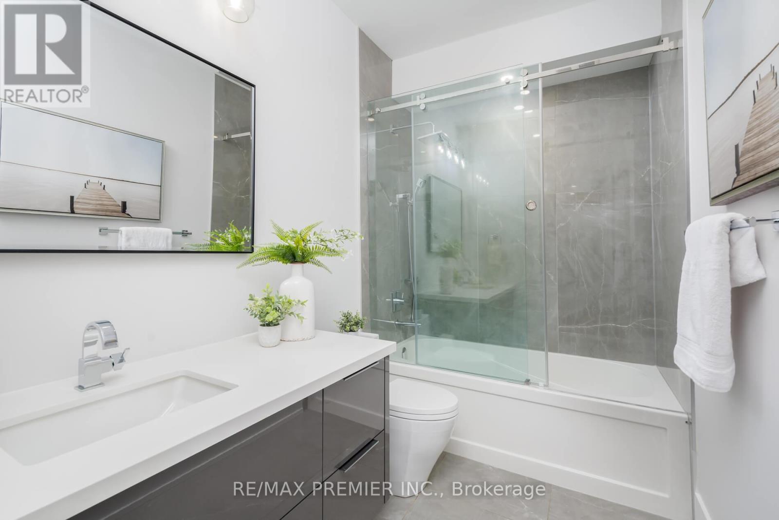 63 Pioneer Lane, Vaughan, Ontario  L4L 2J2 - Photo 37 - N12768252