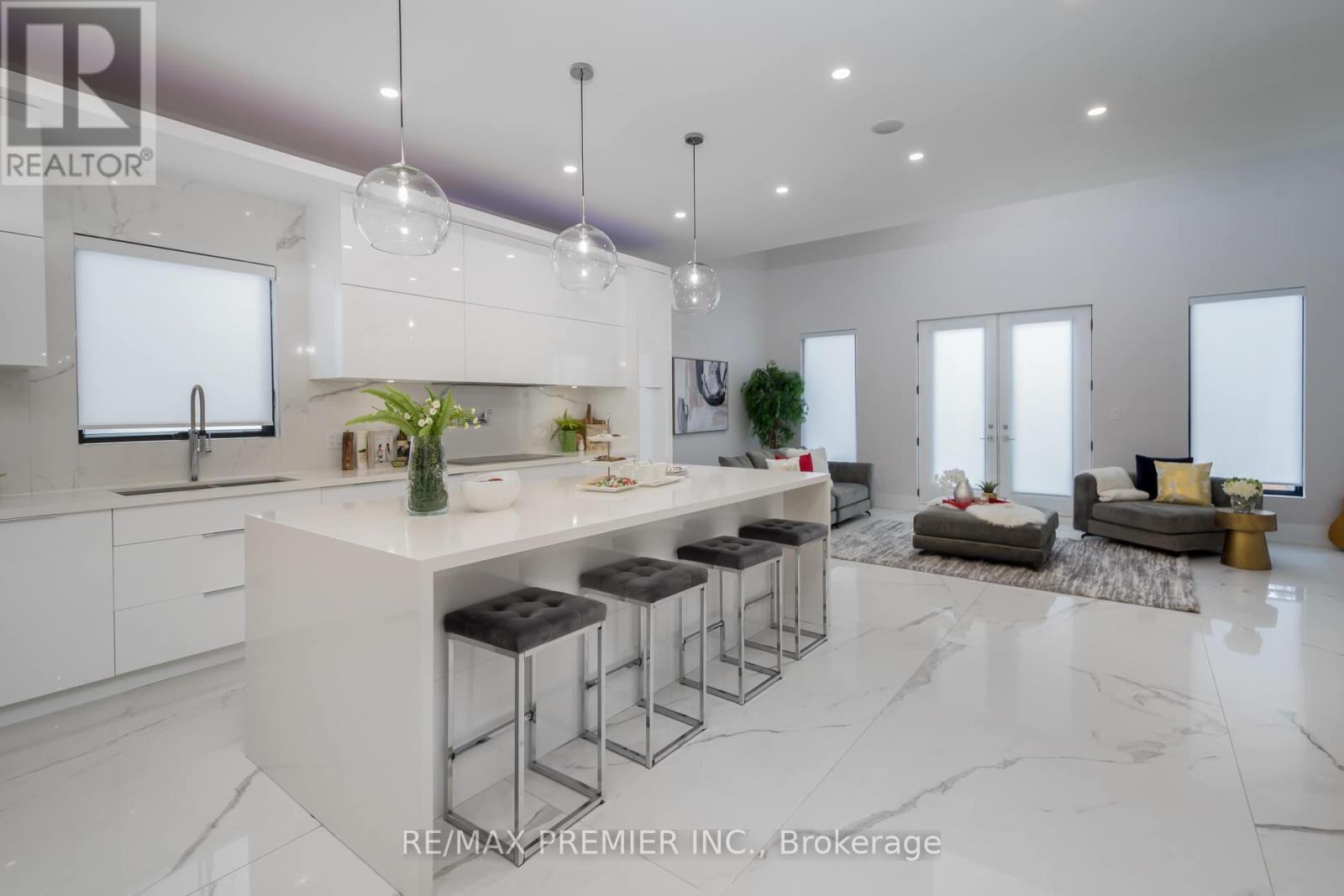 63 Pioneer Lane, Vaughan, Ontario  L4L 2J2 - Photo 9 - N12768252