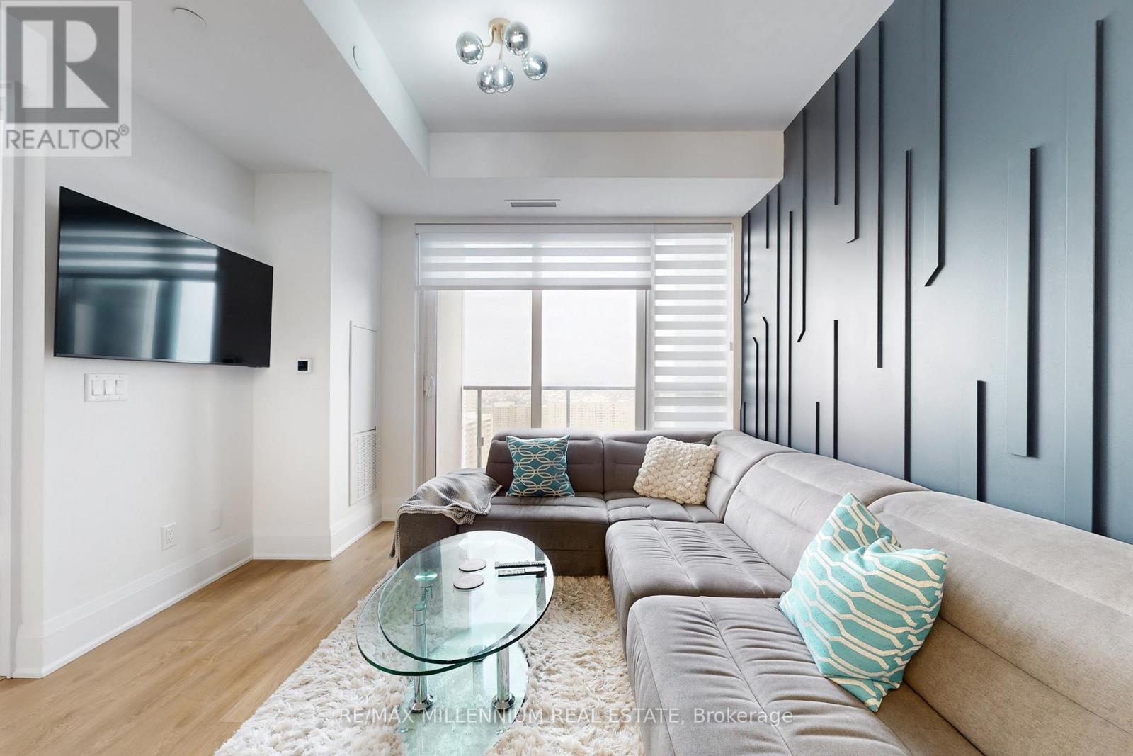 2202 - 30 Elm Drive W, Mississauga, Ontario  L5B 0N6 - Photo 14 - W12768264