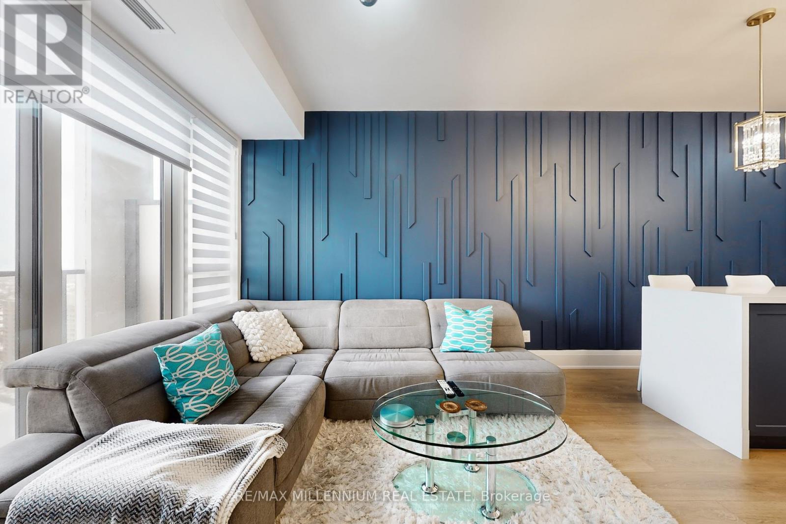 2202 - 30 Elm Drive W, Mississauga, Ontario  L5B 0N6 - Photo 17 - W12768264