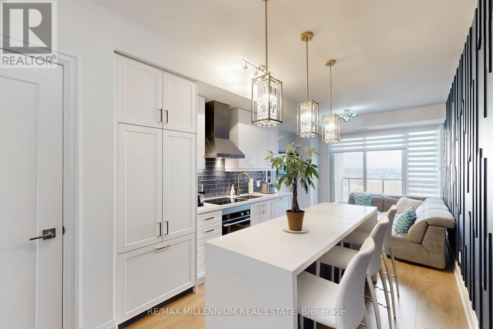 2202 - 30 Elm Drive W, Mississauga, Ontario  L5B 0N6 - Photo 19 - W12768264