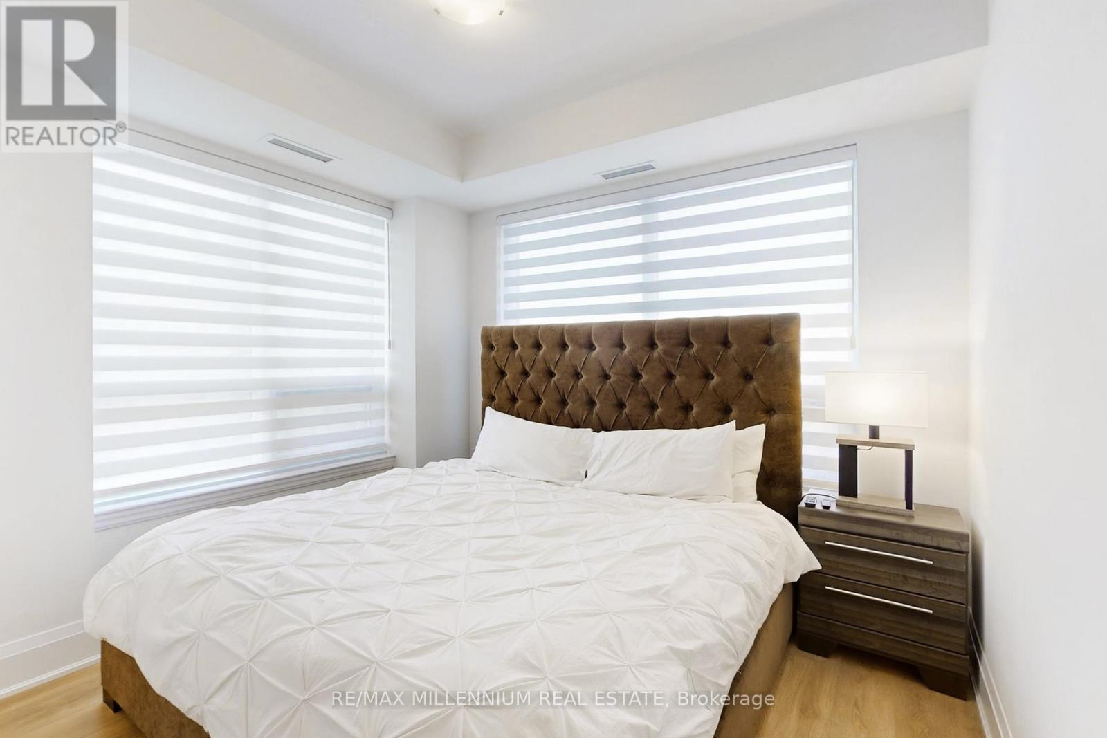 2202 - 30 Elm Drive W, Mississauga, Ontario  L5B 0N6 - Photo 26 - W12768264