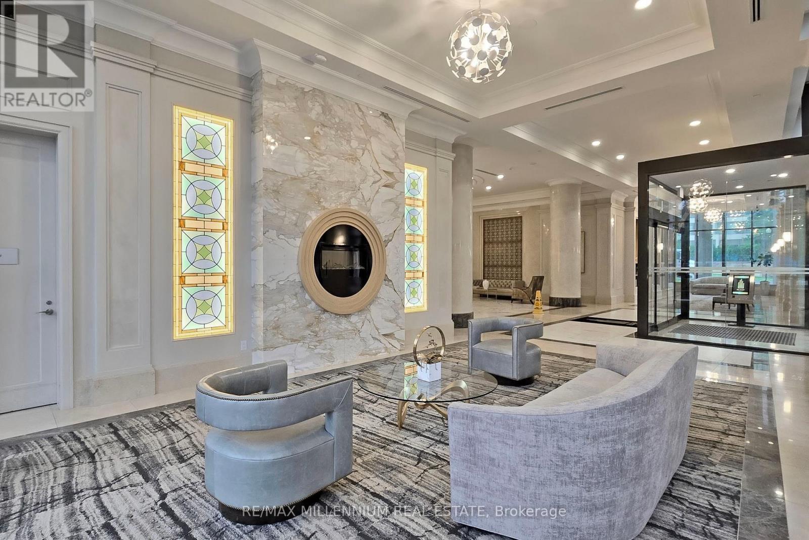 2202 - 30 Elm Drive W, Mississauga, Ontario  L5B 0N6 - Photo 8 - W12768264