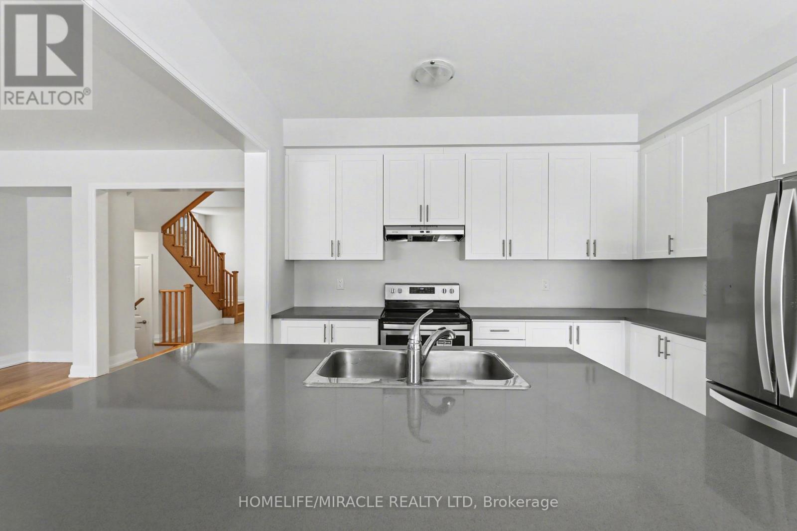 869 Knights Lane, Woodstock, Ontario  N4T 0P7 - Photo 14 - X12768260