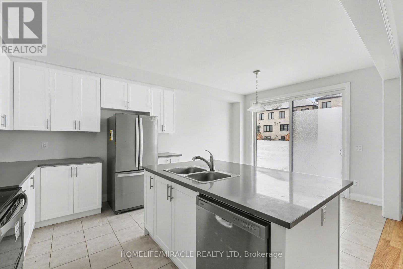 869 Knights Lane, Woodstock, Ontario  N4T 0P7 - Photo 17 - X12768260