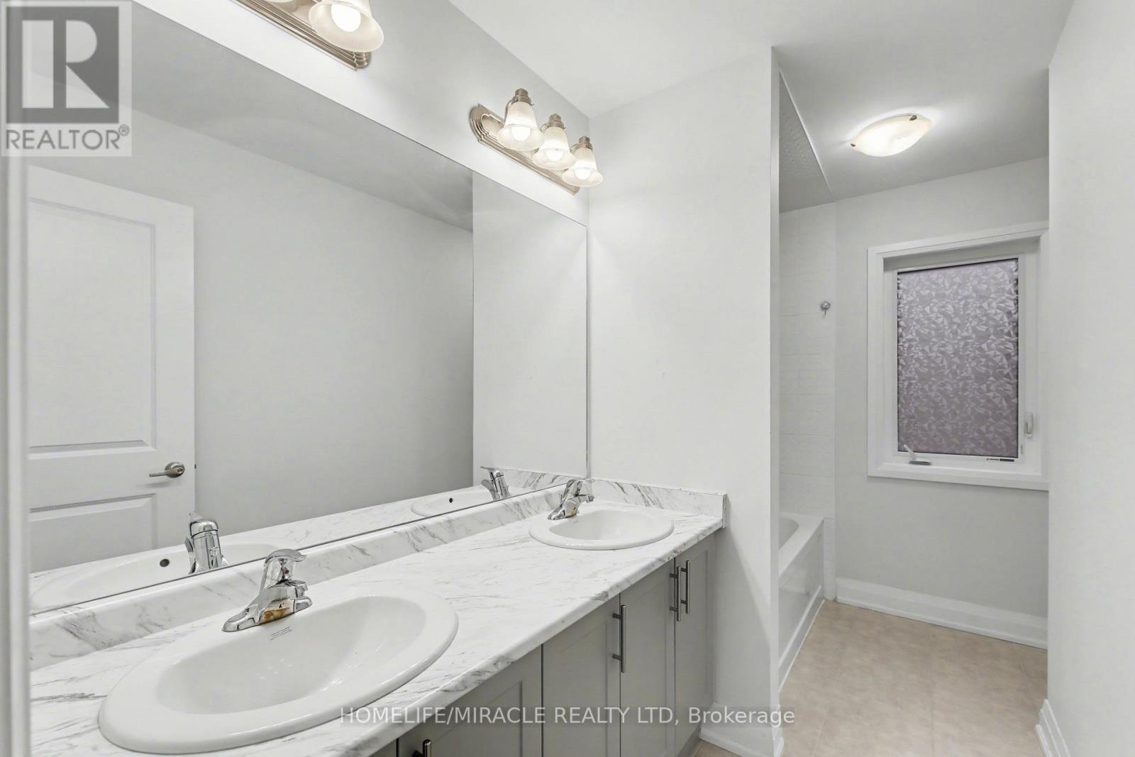 869 Knights Lane, Woodstock, Ontario  N4T 0P7 - Photo 21 - X12768260