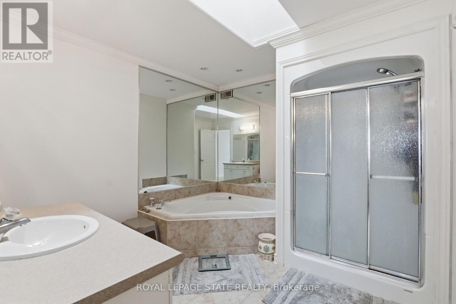 10a Hainer Street, St. Catharines, Ontario  L2S 1M4 - Photo 18 - X12768268