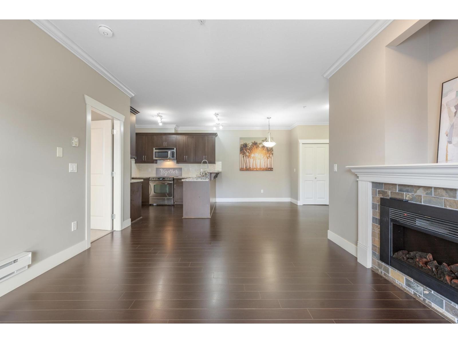 210 15368 17a Avenue, Surrey, British Columbia  V4A 1V3 - Photo 14 - R3087119